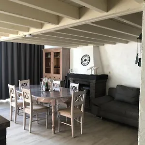 villa-nova-duplexappartement.hotelsghent.com/