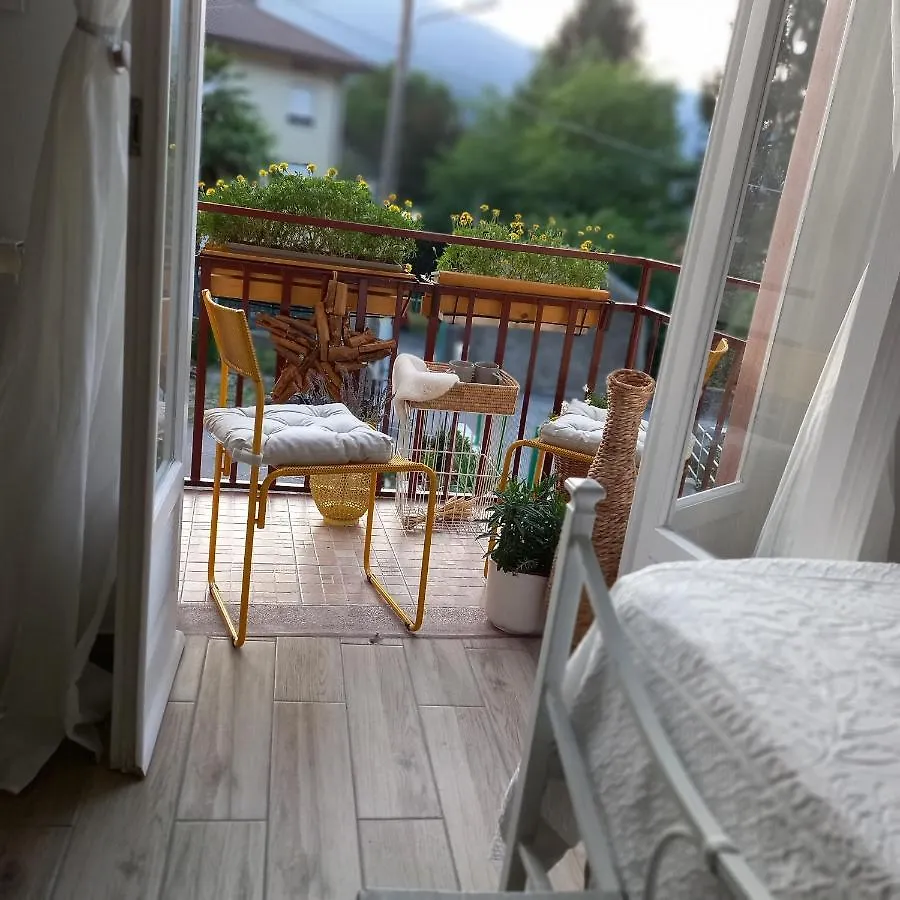Casa Fiorita 22 Porto Ceresio Apartment Italy